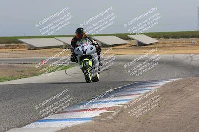 media/Sep-10-2023-Pacific Track Time (Sun) [[44210541ad]]/Group B/1220pm (Wheelie Bump)/